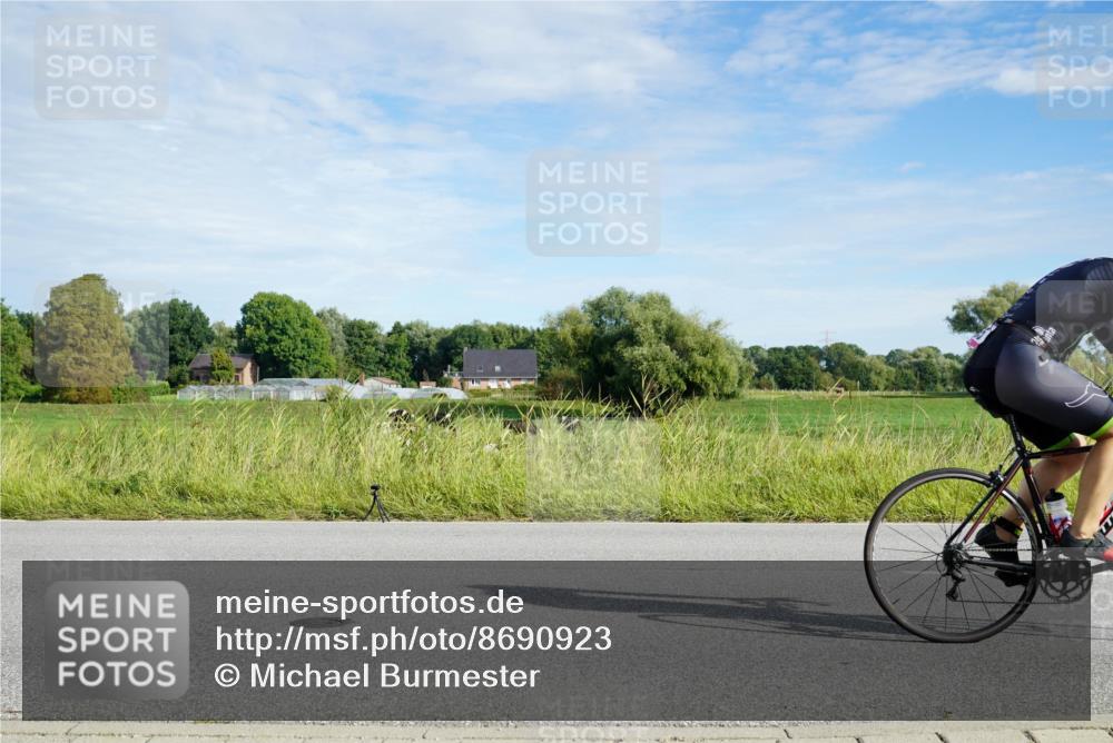 31.08.2025 - Elbe Triathlon Hamburg Michael Burmester http://msf.ph/oto/8690923 31.08.2025 09:49:32 Radfahren 365, 410, 422, 426, 430, 537, 594, 783, 834, 892 meine-sportfotos.de
