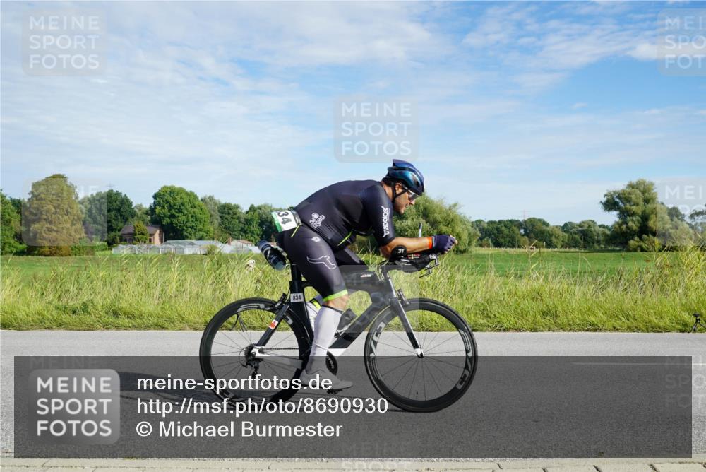 31.08.2025 - Elbe Triathlon Hamburg Michael Burmester http://msf.ph/oto/8690930 31.08.2025 09:49:38 Radfahren 410, 783, 834, 892, 914 meine-sportfotos.de
