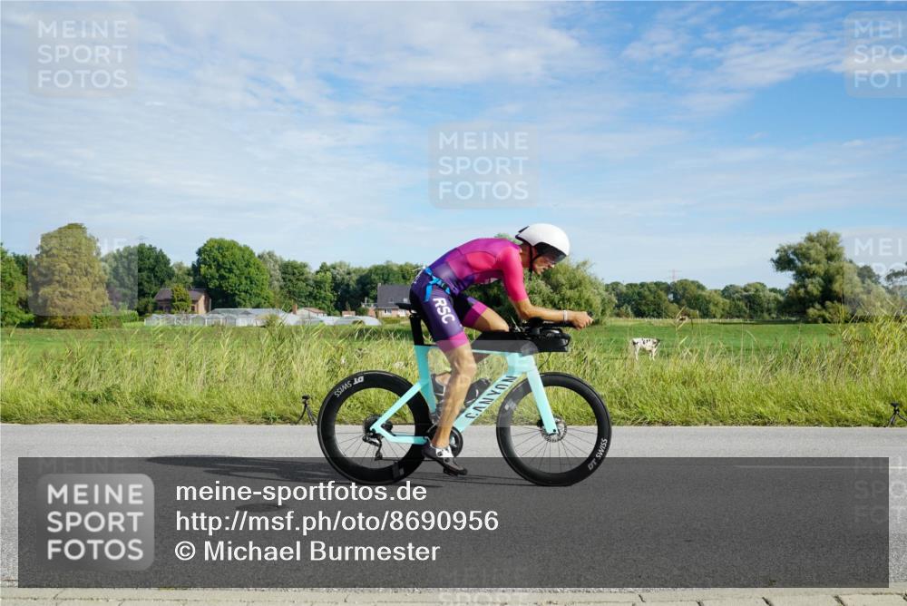 31.08.2025 - Elbe Triathlon Hamburg Michael Burmester http://msf.ph/oto/8690956 31.08.2025 09:50:38 Radfahren 250, 612, 728, 766, 907 meine-sportfotos.de