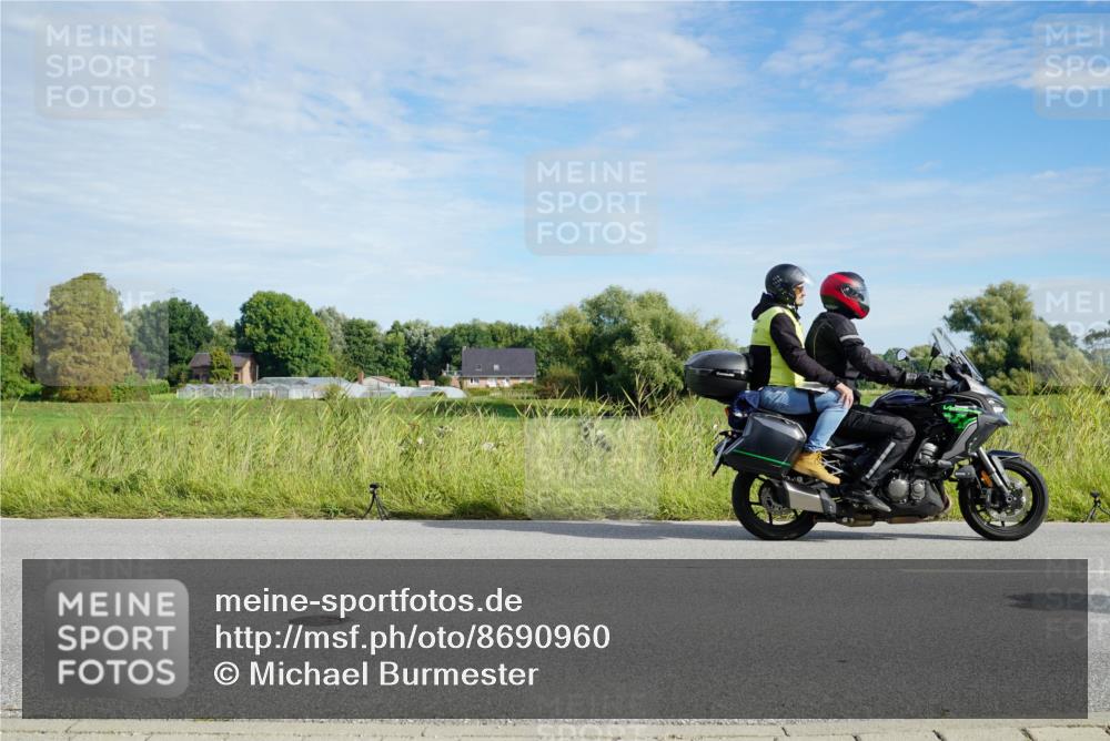 31.08.2025 - Elbe Triathlon Hamburg Michael Burmester http://msf.ph/oto/8690960 31.08.2025 09:50:40 Radfahren 250, 728, 766, 907 meine-sportfotos.de