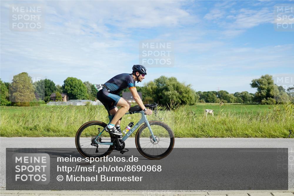 31.08.2025 - Elbe Triathlon Hamburg Michael Burmester http://msf.ph/oto/8690968 31.08.2025 09:50:50 Radfahren 397, 470, 596, 689, 730, 735, 812, 832, 861, 918 meine-sportfotos.de