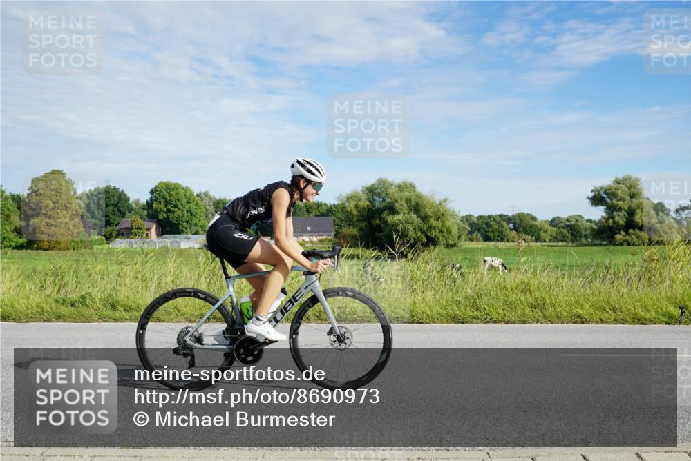31.08.2025 - Elbe Triathlon Hamburg Michael Burmester http://msf.ph/oto/8690973 31.08.2025 09:50:54 Radfahren 397, 596, 689, 744, 812, 918 meine-sportfotos.de
