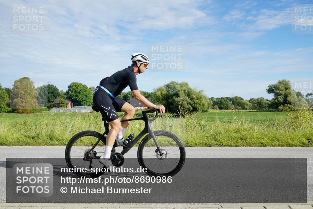 31.08.2025 - Elbe Triathlon Hamburg Michael Burmester http://msf.ph/oto/8690986 31.08.2025 09:51:24 Radfahren 446, 447, 456, 769, 796, 810, 814, 879 meine-sportfotos.de