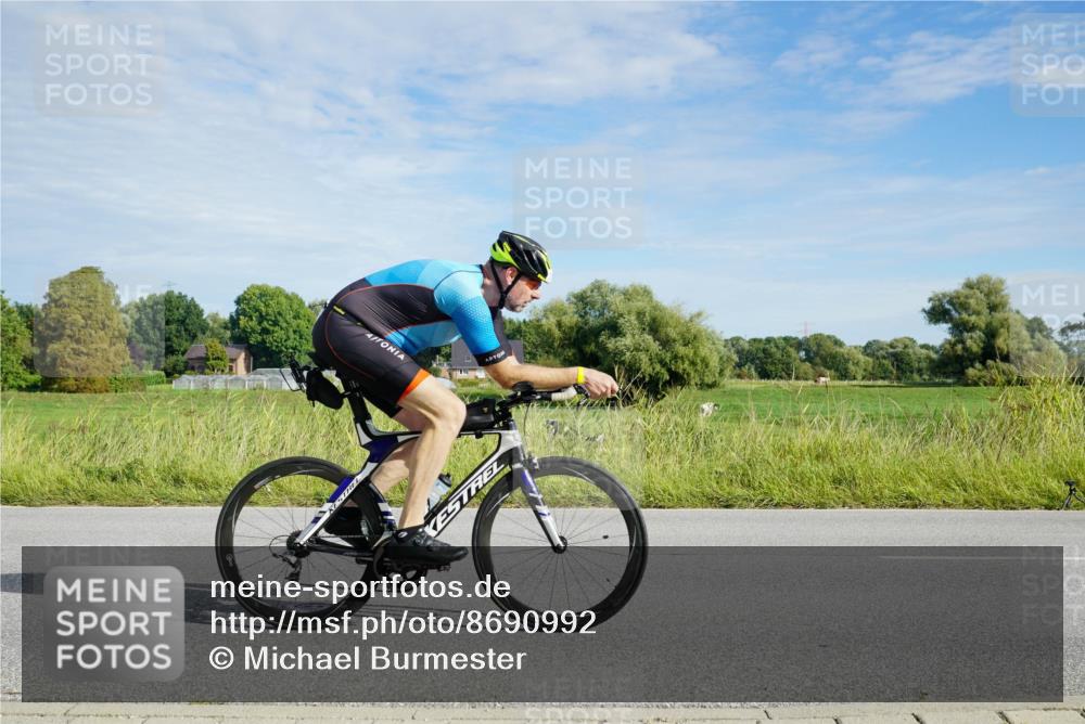 31.08.2025 - Elbe Triathlon Hamburg Michael Burmester http://msf.ph/oto/8690992 31.08.2025 09:51:29 Radfahren 446, 447, 557, 693, 752, 769, 796, 801, 814, 818, 836, 879 meine-sportfotos.de