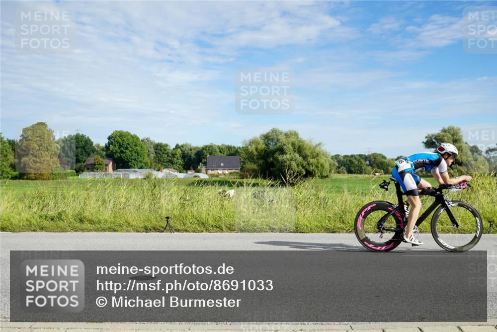 31.08.2025 - Elbe Triathlon Hamburg Michael Burmester http://msf.ph/oto/8691033 31.08.2025 09:52:20 Radfahren 297, 386, 517, 642, 703, 747, 895 meine-sportfotos.de