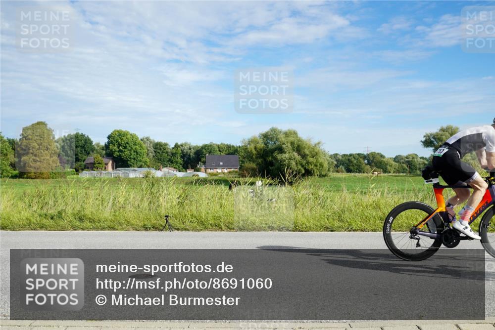 31.08.2025 - Elbe Triathlon Hamburg Michael Burmester http://msf.ph/oto/8691060 31.08.2025 09:53:06 Radfahren 453, 457, 540, 704, 736, 753, 870, 894 meine-sportfotos.de