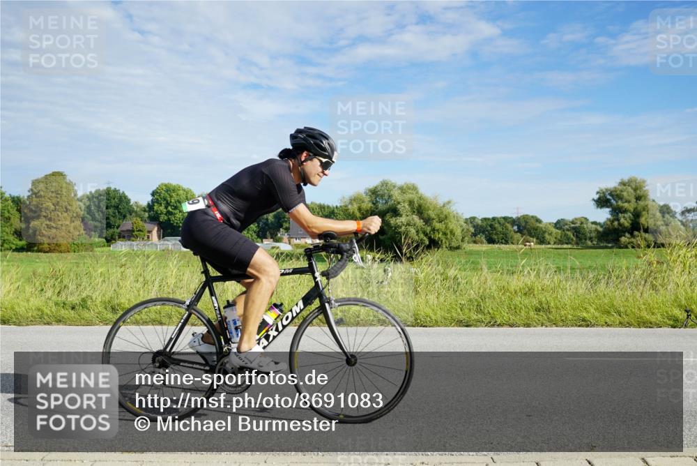 31.08.2025 - Elbe Triathlon Hamburg Michael Burmester http://msf.ph/oto/8691083 31.08.2025 09:53:33 Radfahren 391, 481, 524, 549, 574, 639, 724, 768, 925 meine-sportfotos.de