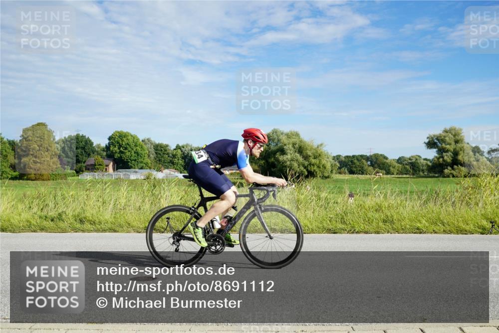 31.08.2025 - Elbe Triathlon Hamburg Michael Burmester http://msf.ph/oto/8691112 31.08.2025 09:54:23 Radfahren 415, 434, 525, 698, 725 meine-sportfotos.de