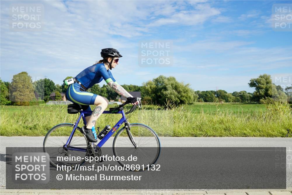 31.08.2025 - Elbe Triathlon Hamburg Michael Burmester http://msf.ph/oto/8691132 31.08.2025 09:54:52 Radfahren 449, 497, 521, 616, 652, 874 meine-sportfotos.de