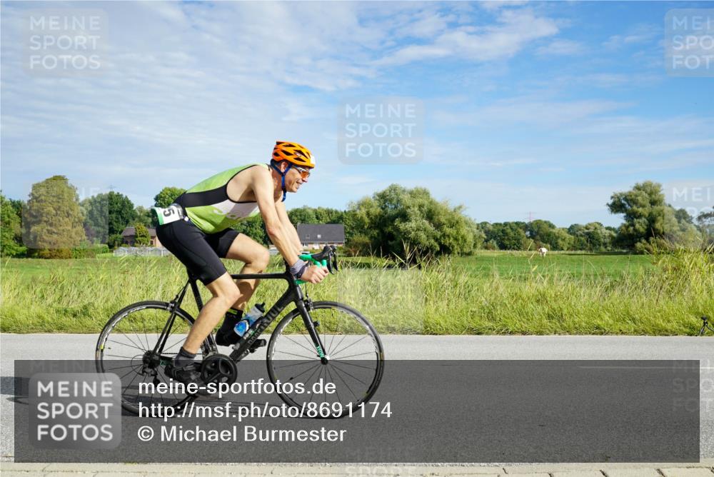 31.08.2025 - Elbe Triathlon Hamburg Michael Burmester http://msf.ph/oto/8691174 31.08.2025 09:55:50 Radfahren 289, 558, 631, 745, 910 meine-sportfotos.de