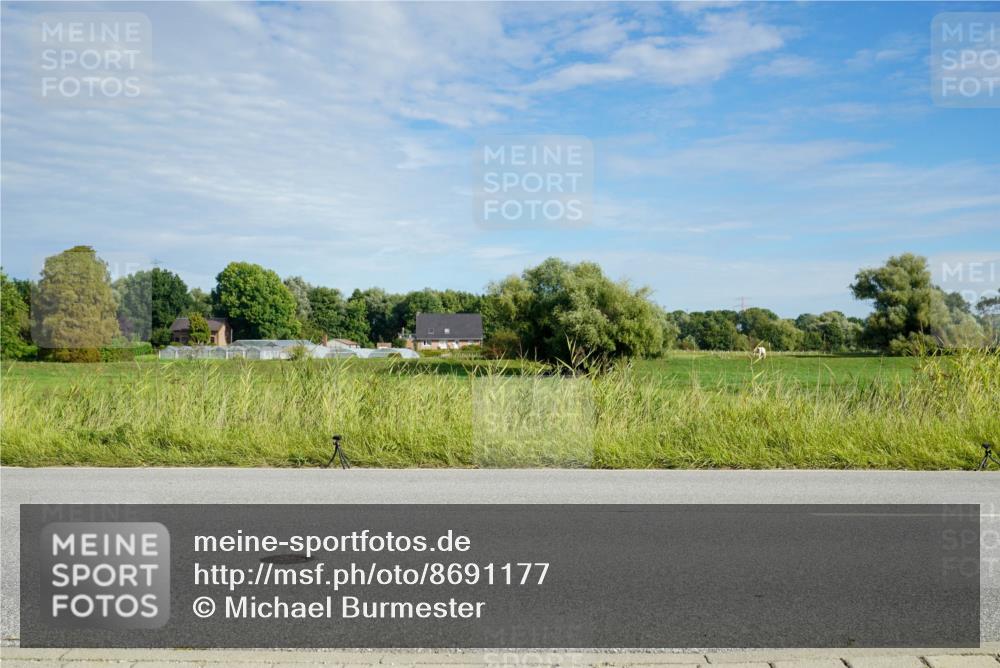 31.08.2025 - Elbe Triathlon Hamburg Michael Burmester http://msf.ph/oto/8691177 31.08.2025 09:55:53 Radfahren 289, 558, 745, 910 meine-sportfotos.de
