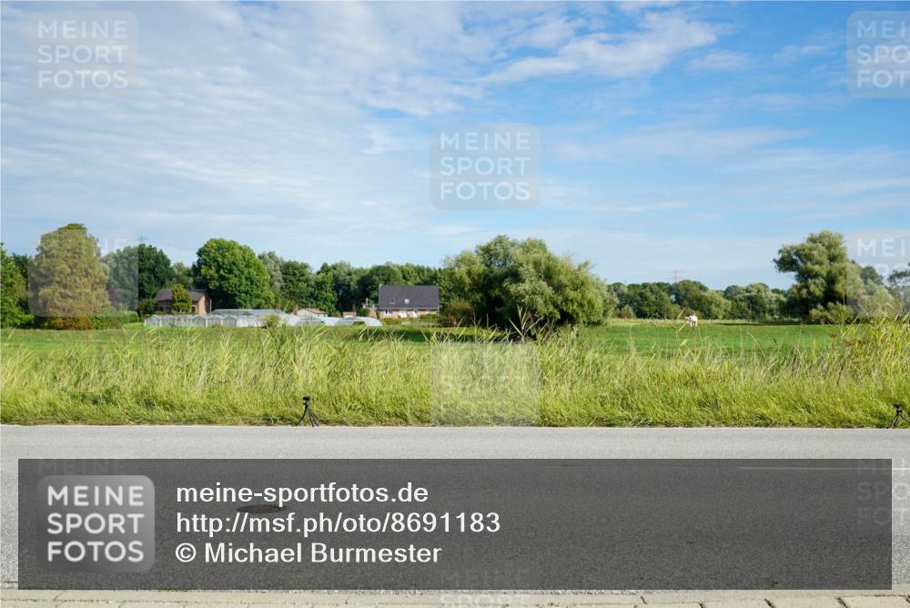 31.08.2025 - Elbe Triathlon Hamburg Michael Burmester http://msf.ph/oto/8691183 31.08.2025 09:56:00 Radfahren 255, 289, 445, 523, 536, 601, 678, 692, 829 meine-sportfotos.de