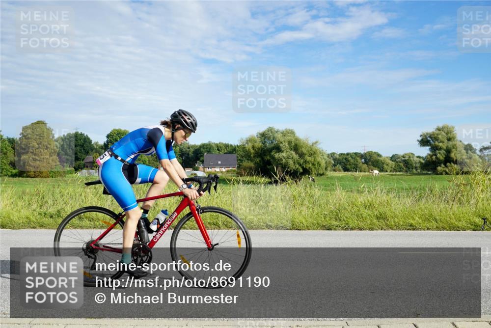 31.08.2025 - Elbe Triathlon Hamburg Michael Burmester http://msf.ph/oto/8691190 31.08.2025 09:56:06 Radfahren 255, 445, 499, 500, 522, 523, 536, 590, 601, 692, 775, 830, 840, 853 meine-sportfotos.de