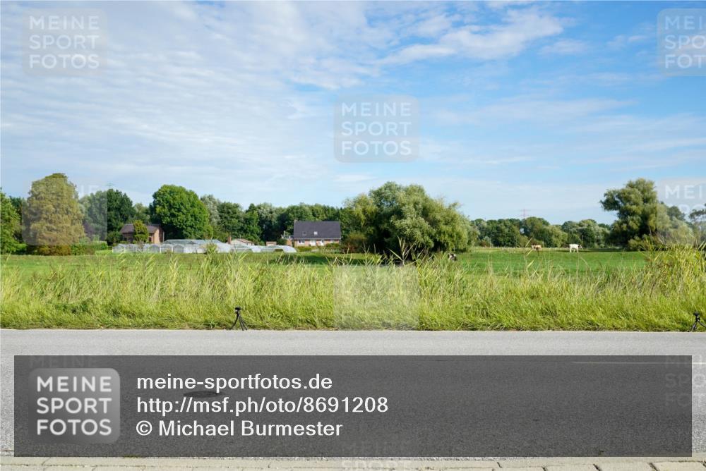 31.08.2025 - Elbe Triathlon Hamburg Michael Burmester http://msf.ph/oto/8691208 31.08.2025 09:56:21 Radfahren 550, 774 meine-sportfotos.de
