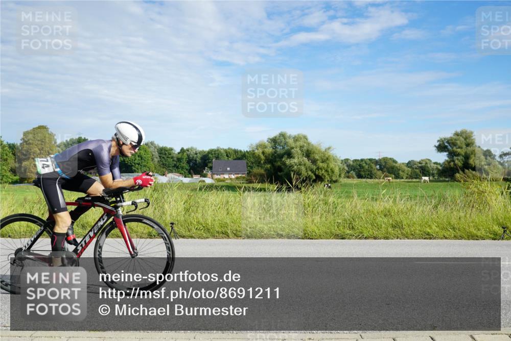 31.08.2025 - Elbe Triathlon Hamburg Michael Burmester http://msf.ph/oto/8691211 31.08.2025 09:56:24 Radfahren 550, 774 meine-sportfotos.de