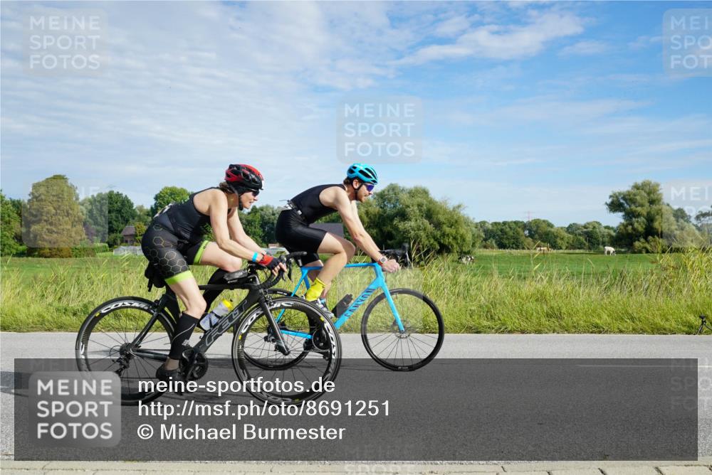 31.08.2025 - Elbe Triathlon Hamburg Michael Burmester http://msf.ph/oto/8691251 31.08.2025 09:57:07 Radfahren 288, 432, 608 meine-sportfotos.de