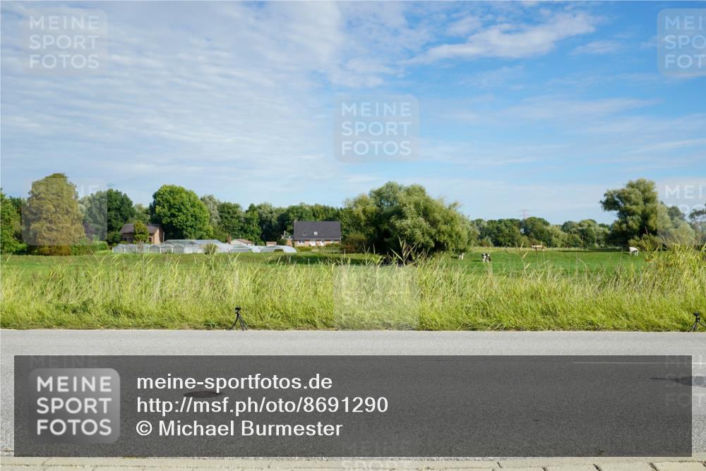 31.08.2025 - Elbe Triathlon Hamburg Michael Burmester http://msf.ph/oto/8691290 31.08.2025 09:57:56 Radfahren 414, 486, 646, 679, 916 meine-sportfotos.de