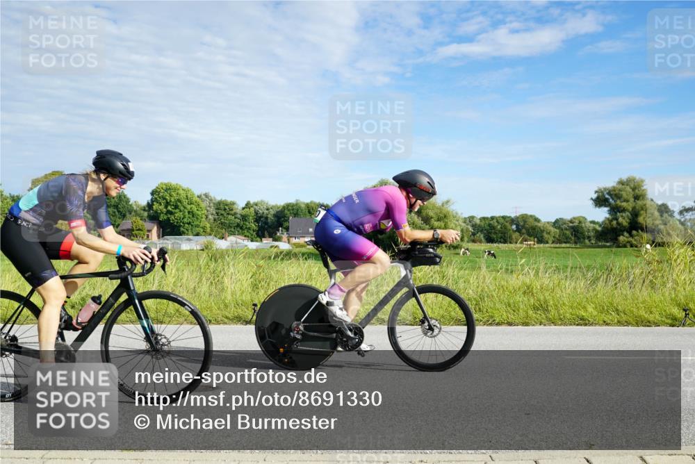 31.08.2025 - Elbe Triathlon Hamburg Michael Burmester http://msf.ph/oto/8691330 31.08.2025 09:58:48 Radfahren 388, 719, 720, 737, 841, 888 meine-sportfotos.de
