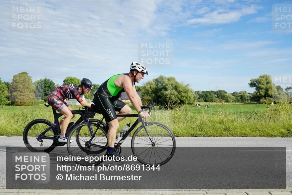 31.08.2025 - Elbe Triathlon Hamburg Michael Burmester http://msf.ph/oto/8691344 31.08.2025 09:59:17 Radfahren 387, 605, 624, 712, 732, 800, 835, 845 meine-sportfotos.de