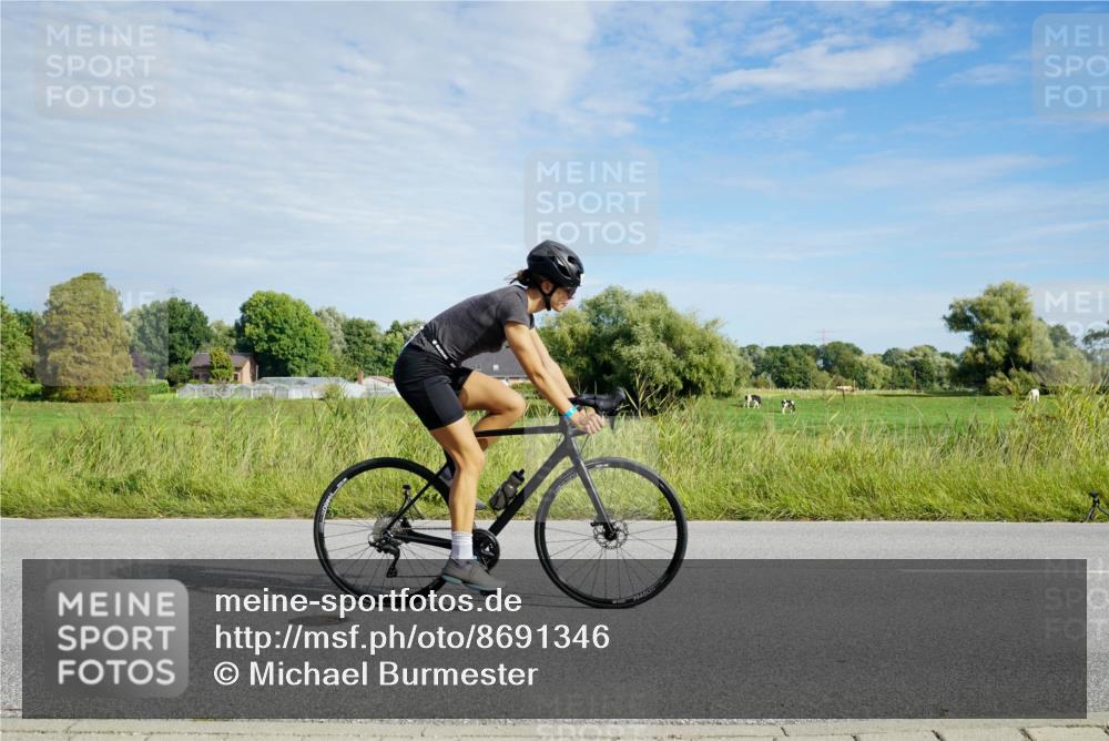 31.08.2025 - Elbe Triathlon Hamburg Michael Burmester http://msf.ph/oto/8691346 31.08.2025 09:59:19 Radfahren 387, 605, 624, 712, 732, 835, 845 meine-sportfotos.de