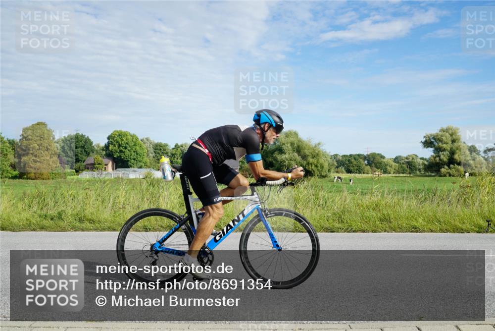 31.08.2025 - Elbe Triathlon Hamburg Michael Burmester http://msf.ph/oto/8691354 31.08.2025 09:59:29 Radfahren 694, 773, 864, 881, 923, 928 meine-sportfotos.de
