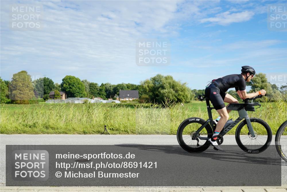 31.08.2025 - Elbe Triathlon Hamburg Michael Burmester http://msf.ph/oto/8691421 31.08.2025 10:01:19 Radfahren 508, 534, 568, 786 meine-sportfotos.de