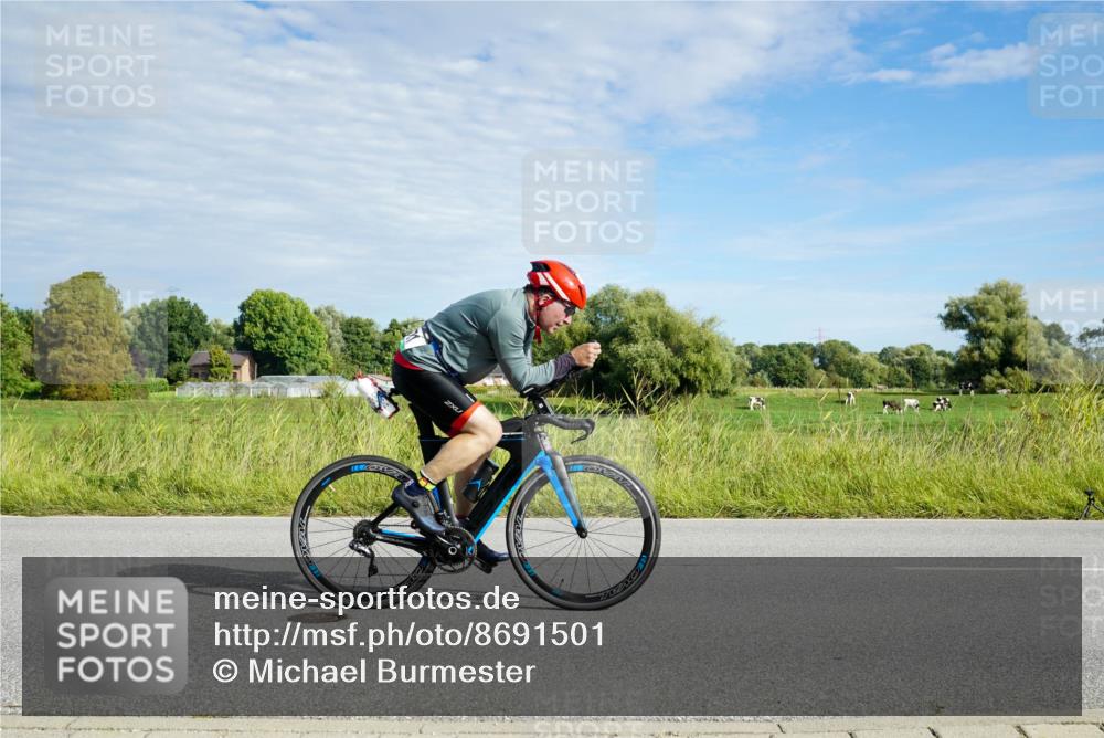 31.08.2025 - Elbe Triathlon Hamburg Michael Burmester http://msf.ph/oto/8691501 31.08.2025 10:03:42 Radfahren 547, 671, 695, 713, 728, 771, 778, 807 meine-sportfotos.de