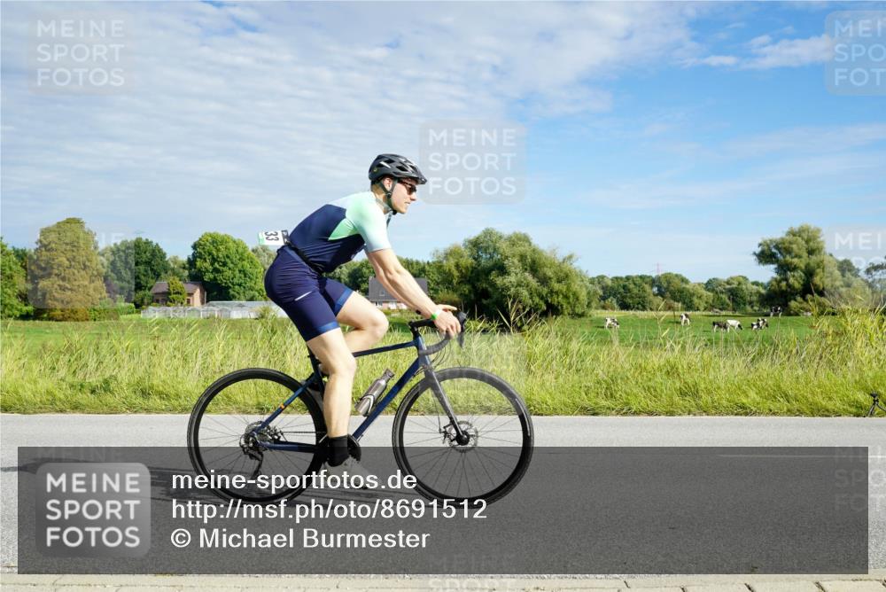 31.08.2025 - Elbe Triathlon Hamburg Michael Burmester http://msf.ph/oto/8691512 31.08.2025 10:03:53 Radfahren 422, 528, 533, 577, 781 meine-sportfotos.de