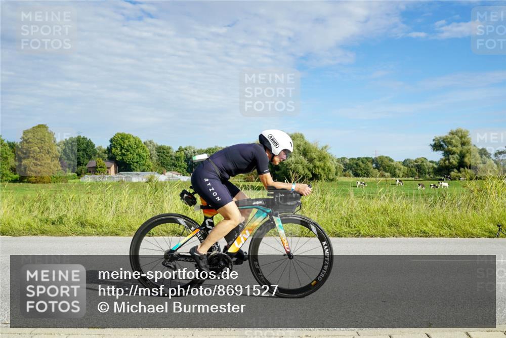 31.08.2025 - Elbe Triathlon Hamburg Michael Burmester http://msf.ph/oto/8691527 31.08.2025 10:04:19 Radfahren 537, 710, 742, 790, 794, 921 meine-sportfotos.de