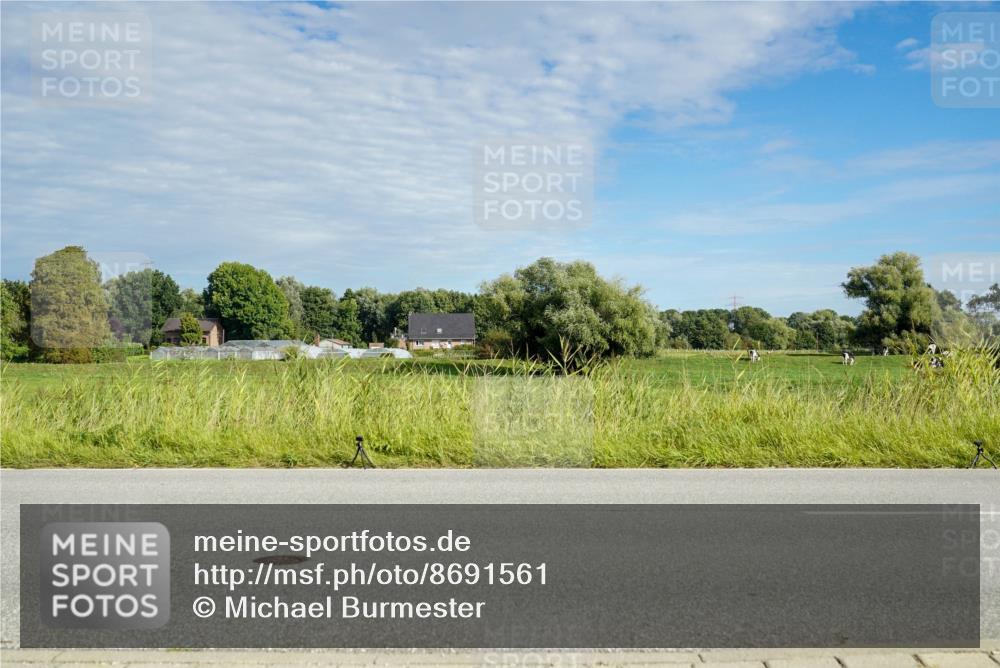 31.08.2025 - Elbe Triathlon Hamburg Michael Burmester http://msf.ph/oto/8691561 31.08.2025 10:05:59 Radfahren 642, 762, 766, 907 meine-sportfotos.de