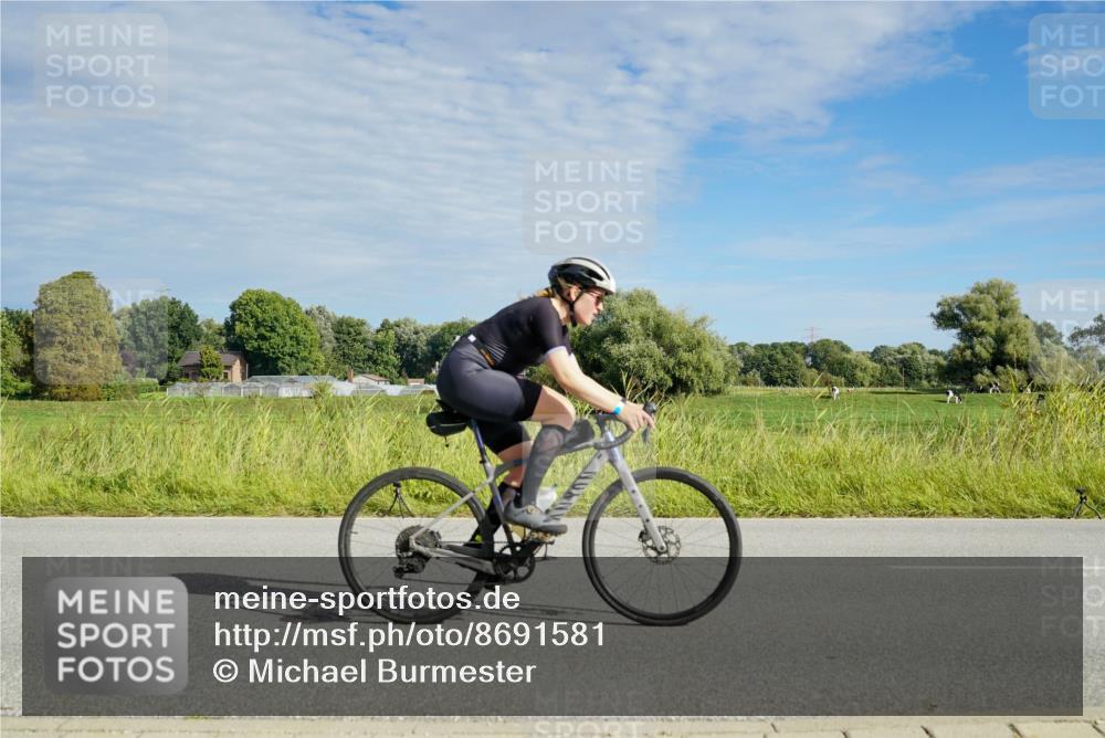 31.08.2025 - Elbe Triathlon Hamburg Michael Burmester http://msf.ph/oto/8691581 31.08.2025 10:06:42 Radfahren 612, 769, 796, 810, 814, 871, 914 meine-sportfotos.de