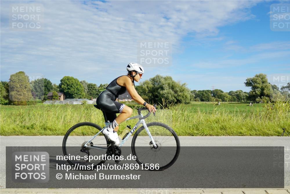 31.08.2025 - Elbe Triathlon Hamburg Michael Burmester http://msf.ph/oto/8691586 31.08.2025 10:06:47 Radfahren 612, 796, 832, 871, 914 meine-sportfotos.de