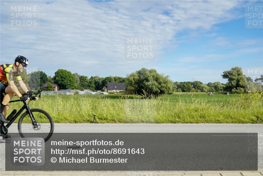 31.08.2025 - Elbe Triathlon Hamburg Michael Burmester http://msf.ph/oto/8691643 31.08.2025 10:08:45 Radfahren 481, 502, 525, 639, 698, 725, 805 meine-sportfotos.de