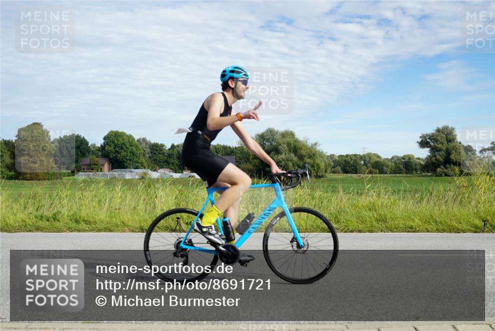 31.08.2025 - Elbe Triathlon Hamburg Michael Burmester http://msf.ph/oto/8691721 31.08.2025 10:12:24 Radfahren 473, 587, 608, 665 meine-sportfotos.de