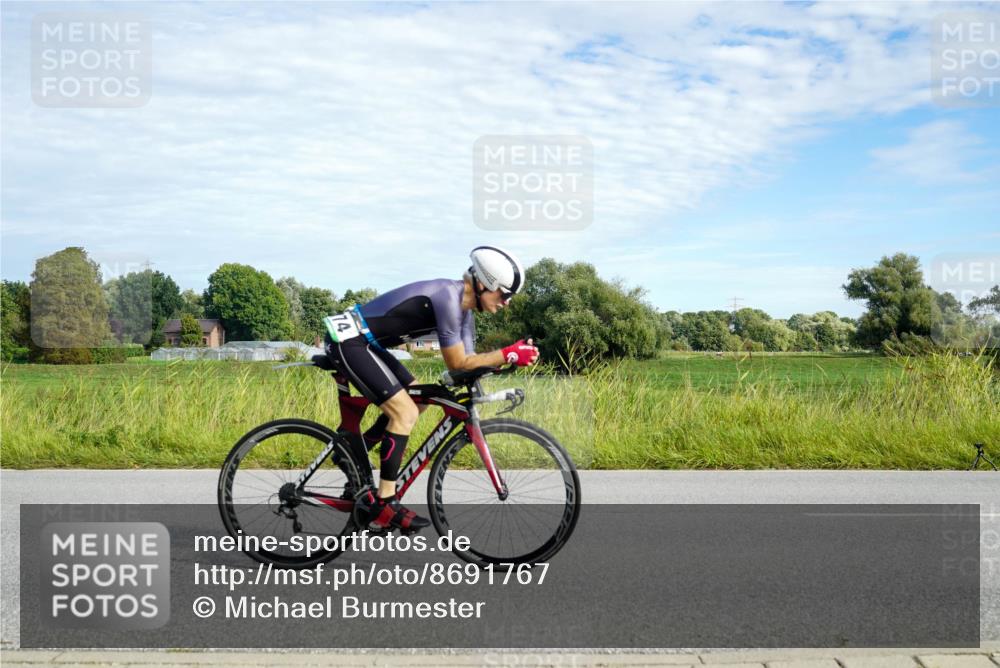 31.08.2025 - Elbe Triathlon Hamburg Michael Burmester http://msf.ph/oto/8691767 31.08.2025 10:13:30 Radfahren 774, 837, 887 meine-sportfotos.de