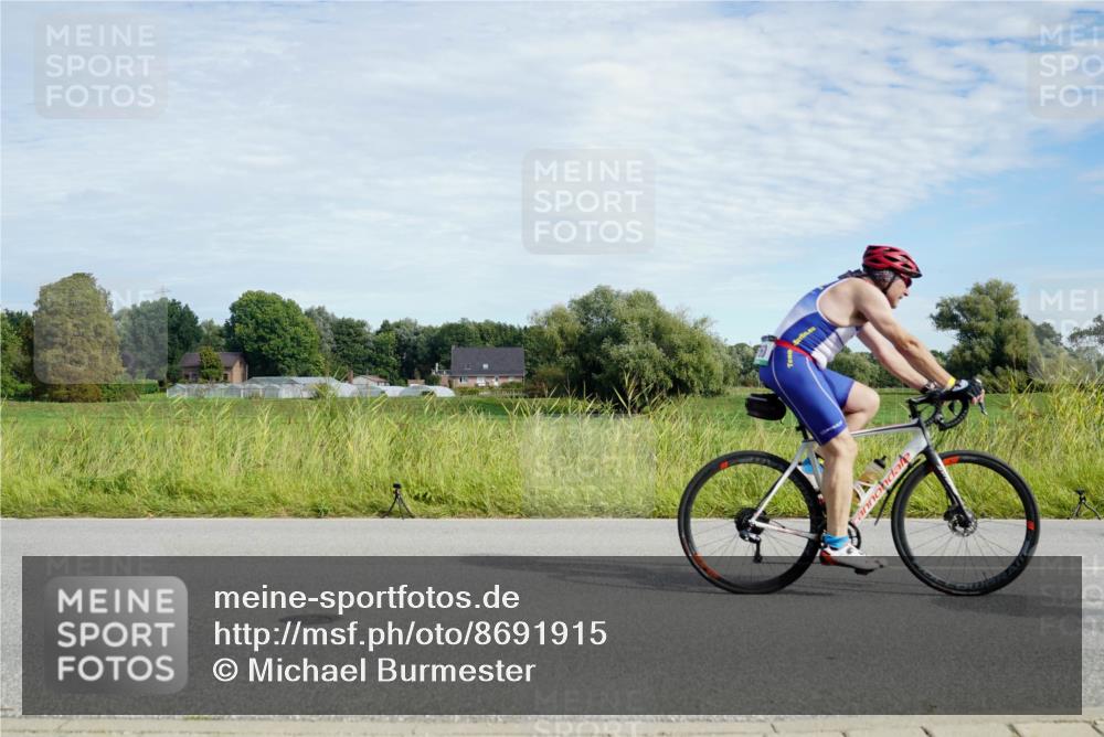 31.08.2025 - Elbe Triathlon Hamburg Michael Burmester http://msf.ph/oto/8691915 31.08.2025 10:19:36 Radfahren 760, 794, 915, 932 meine-sportfotos.de