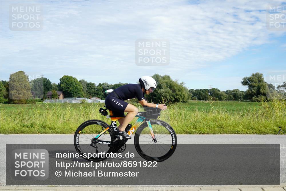 31.08.2025 - Elbe Triathlon Hamburg Michael Burmester http://msf.ph/oto/8691922 31.08.2025 10:19:56 Radfahren 609, 742, 795, 807, 903, 921 meine-sportfotos.de