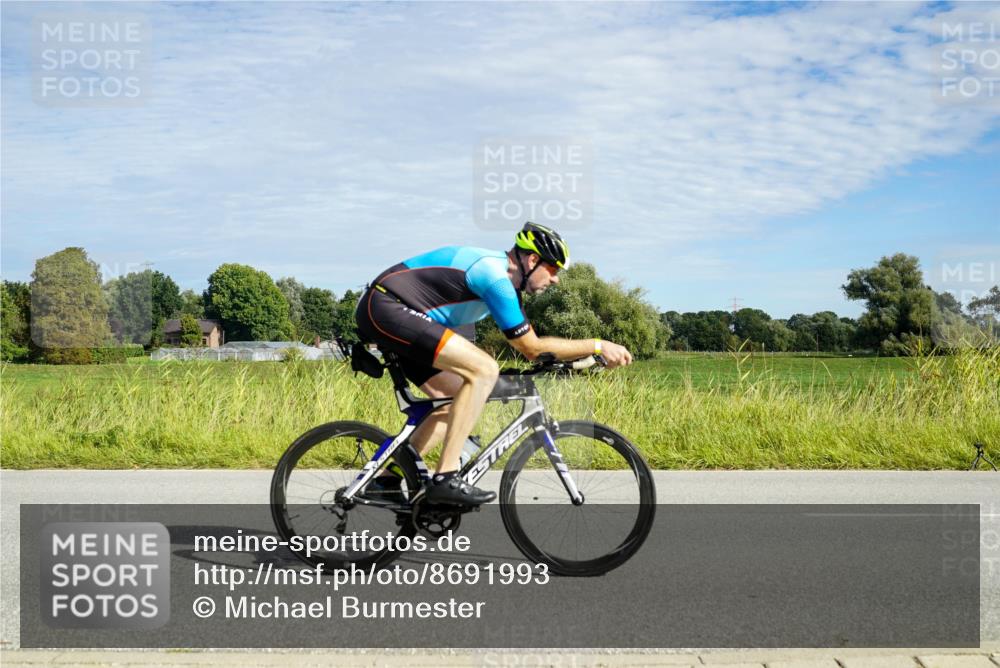31.08.2025 - Elbe Triathlon Hamburg Michael Burmester http://msf.ph/oto/8691993 31.08.2025 10:21:57 Radfahren 654, 769, 796, 810, 814, 842, 844, 849, 953, 1024, 1030, 1101 meine-sportfotos.de