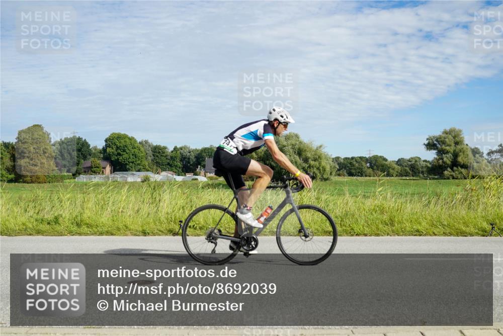 31.08.2025 - Elbe Triathlon Hamburg Michael Burmester http://msf.ph/oto/8692039 31.08.2025 10:22:59 Radfahren 698, 747, 762, 792, 805, 871, 942, 963, 971, 978, 995, 1063, 1067, 1106 meine-sportfotos.de