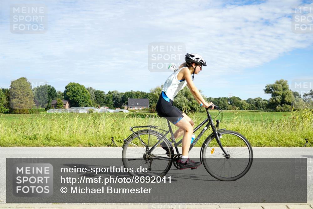 31.08.2025 - Elbe Triathlon Hamburg Michael Burmester http://msf.ph/oto/8692041 31.08.2025 10:23:01 Radfahren 698, 747, 762, 792, 942, 971, 978, 981, 995, 996, 1063, 1067, 1106 meine-sportfotos.de