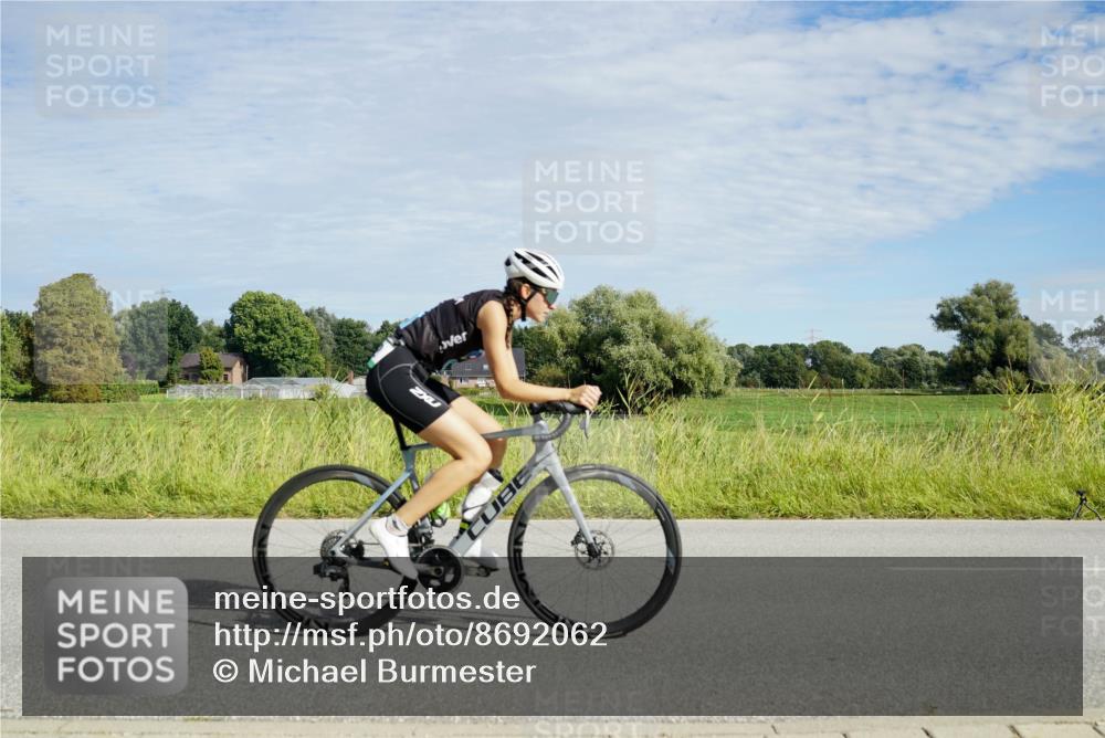 31.08.2025 - Elbe Triathlon Hamburg Michael Burmester http://msf.ph/oto/8692062 31.08.2025 10:23:28 Radfahren 399, 812, 1037, 1088, 1093 meine-sportfotos.de