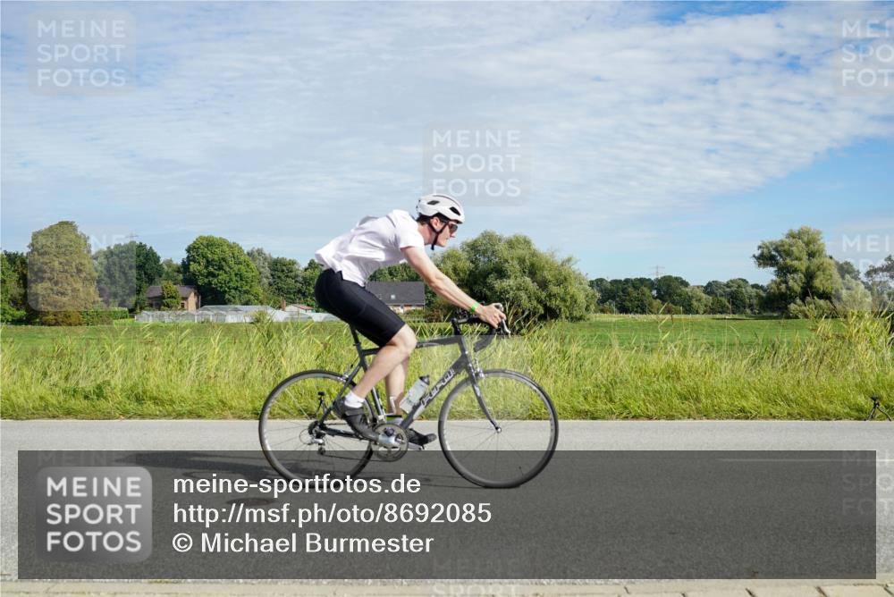 31.08.2025 - Elbe Triathlon Hamburg Michael Burmester http://msf.ph/oto/8692085 31.08.2025 10:24:03 Radfahren 741, 752, 761, 961, 962, 1158 meine-sportfotos.de