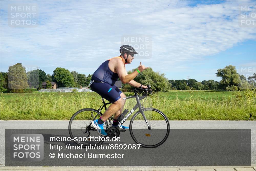 31.08.2025 - Elbe Triathlon Hamburg Michael Burmester http://msf.ph/oto/8692087 31.08.2025 10:24:07 Radfahren 752, 761, 962, 997, 1158 meine-sportfotos.de