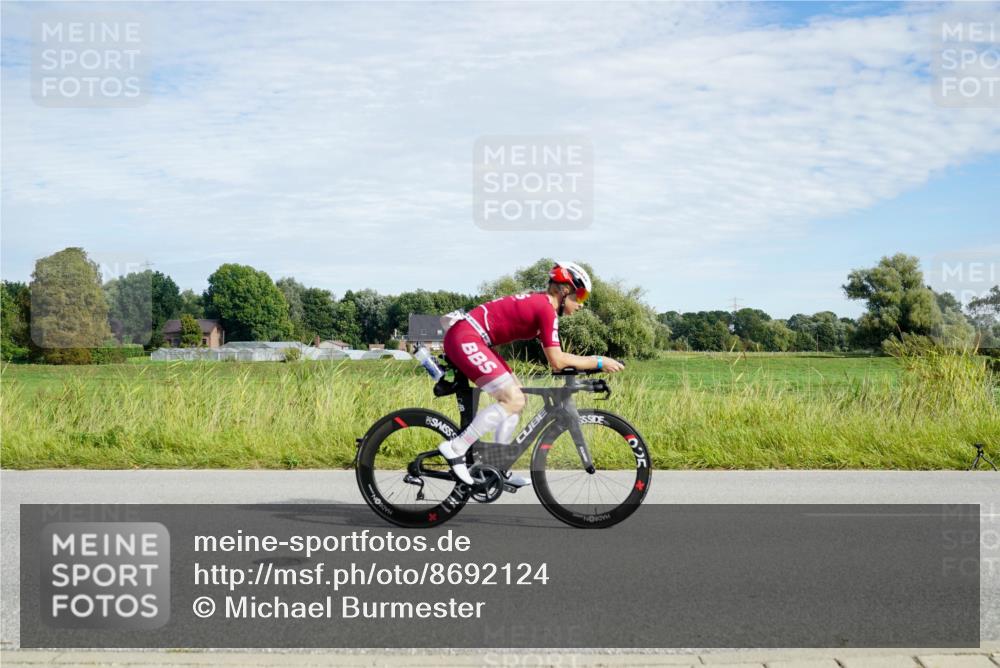 31.08.2025 - Elbe Triathlon Hamburg Michael Burmester http://msf.ph/oto/8692124 31.08.2025 10:25:04 Radfahren 446, 662, 782, 893, 929, 1062 meine-sportfotos.de