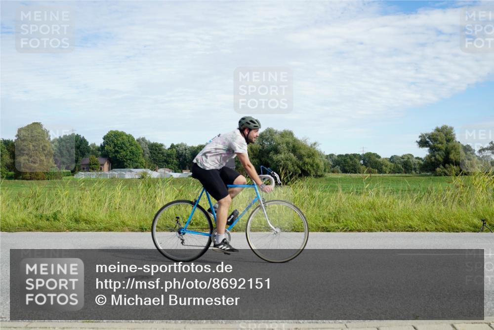 31.08.2025 - Elbe Triathlon Hamburg Michael Burmester http://msf.ph/oto/8692151 31.08.2025 10:25:56 Radfahren 503, 890, 1020, 1029, 1055 meine-sportfotos.de
