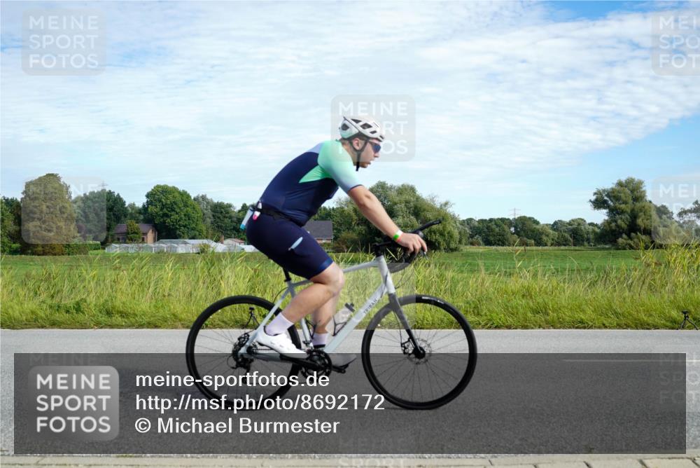 31.08.2025 - Elbe Triathlon Hamburg Michael Burmester http://msf.ph/oto/8692172 31.08.2025 10:26:28 Radfahren 905, 934, 951, 980, 1103, 1108, 1149 meine-sportfotos.de