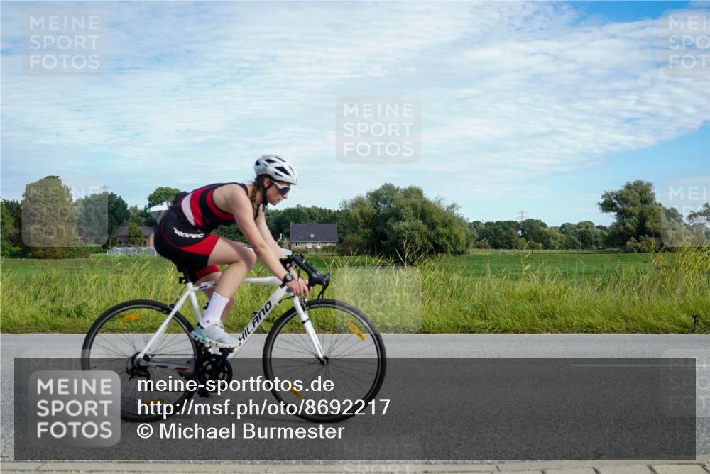 31.08.2025 - Elbe Triathlon Hamburg Michael Burmester http://msf.ph/oto/8692217 31.08.2025 10:28:16 Radfahren 799, 813, 817, 866 meine-sportfotos.de