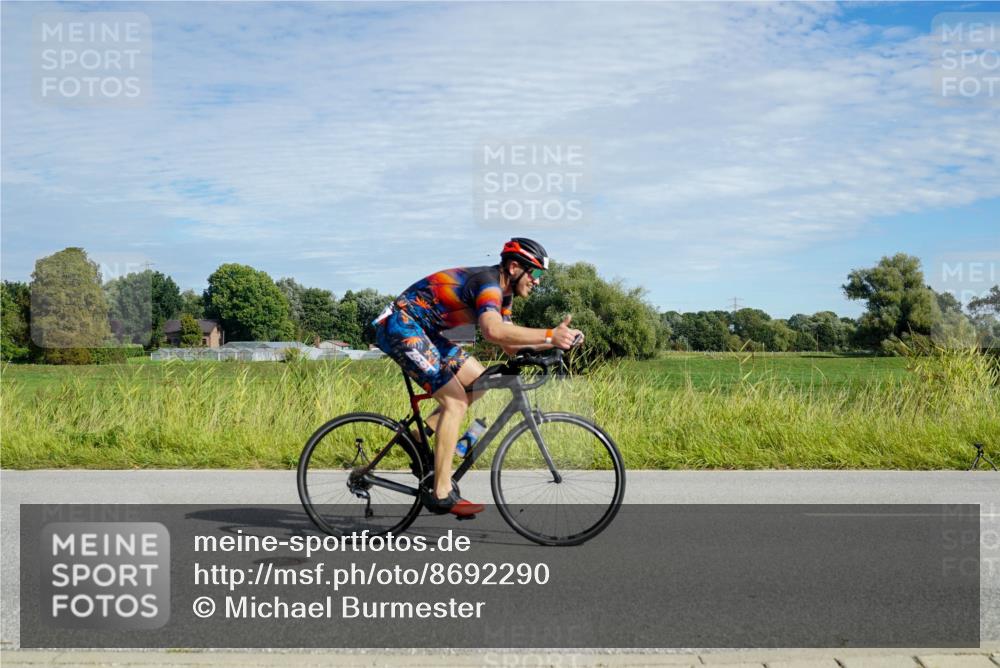 31.08.2025 - Elbe Triathlon Hamburg Michael Burmester http://msf.ph/oto/8692290 31.08.2025 10:31:23 Radfahren 1128, 1132, 1246 meine-sportfotos.de