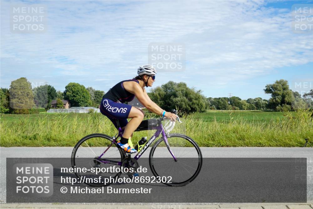 31.08.2025 - Elbe Triathlon Hamburg Michael Burmester http://msf.ph/oto/8692302 31.08.2025 10:31:49 Radfahren 868, 886, 906, 1014, 1224 meine-sportfotos.de