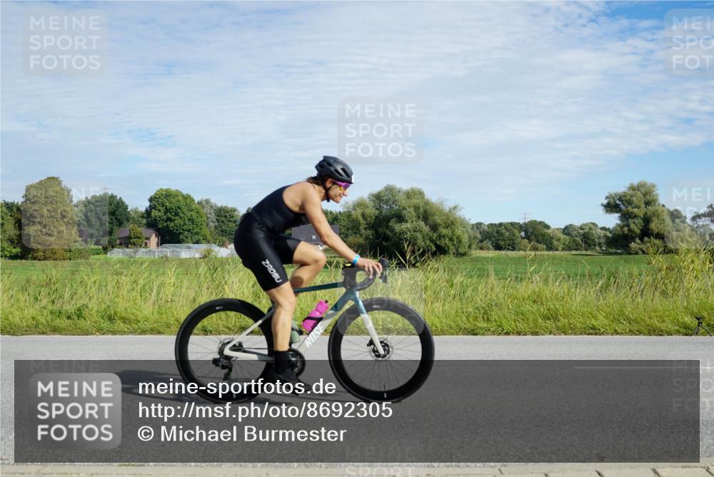 31.08.2025 - Elbe Triathlon Hamburg Michael Burmester http://msf.ph/oto/8692305 31.08.2025 10:32:00 Radfahren 787, 912, 1216 meine-sportfotos.de